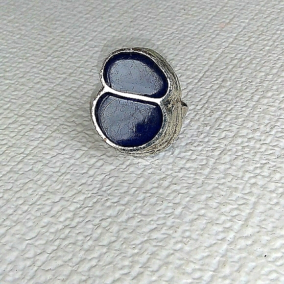 RARE HATTIE CARNEGIE Abstract Blue Inlay Adj. Ring - Picture 15 of 16